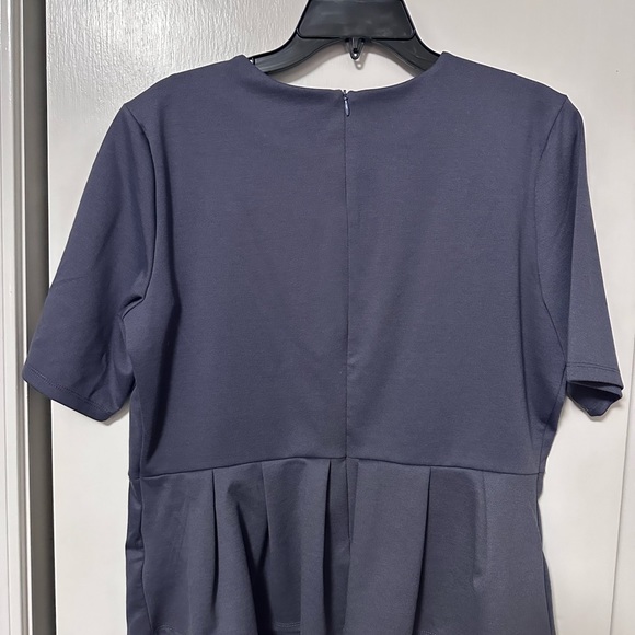 NWOT Vera wang peplum top - Picture 2 of 3